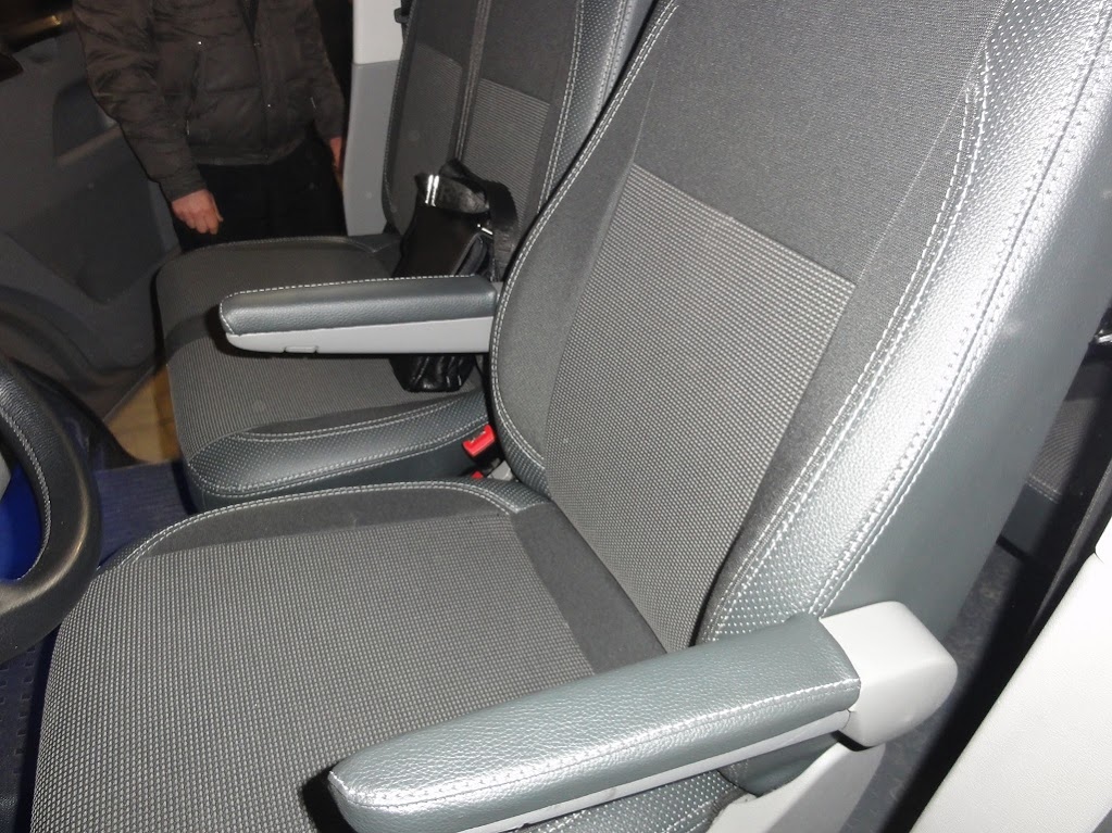 Авточохли (екошкіра та тканина, Premium) Повний салон 3