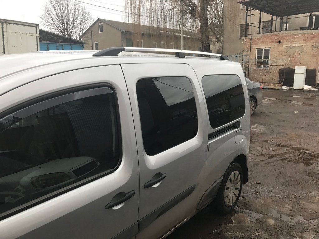 Рейлінги хром Максі база, Пластикові ніжки 3